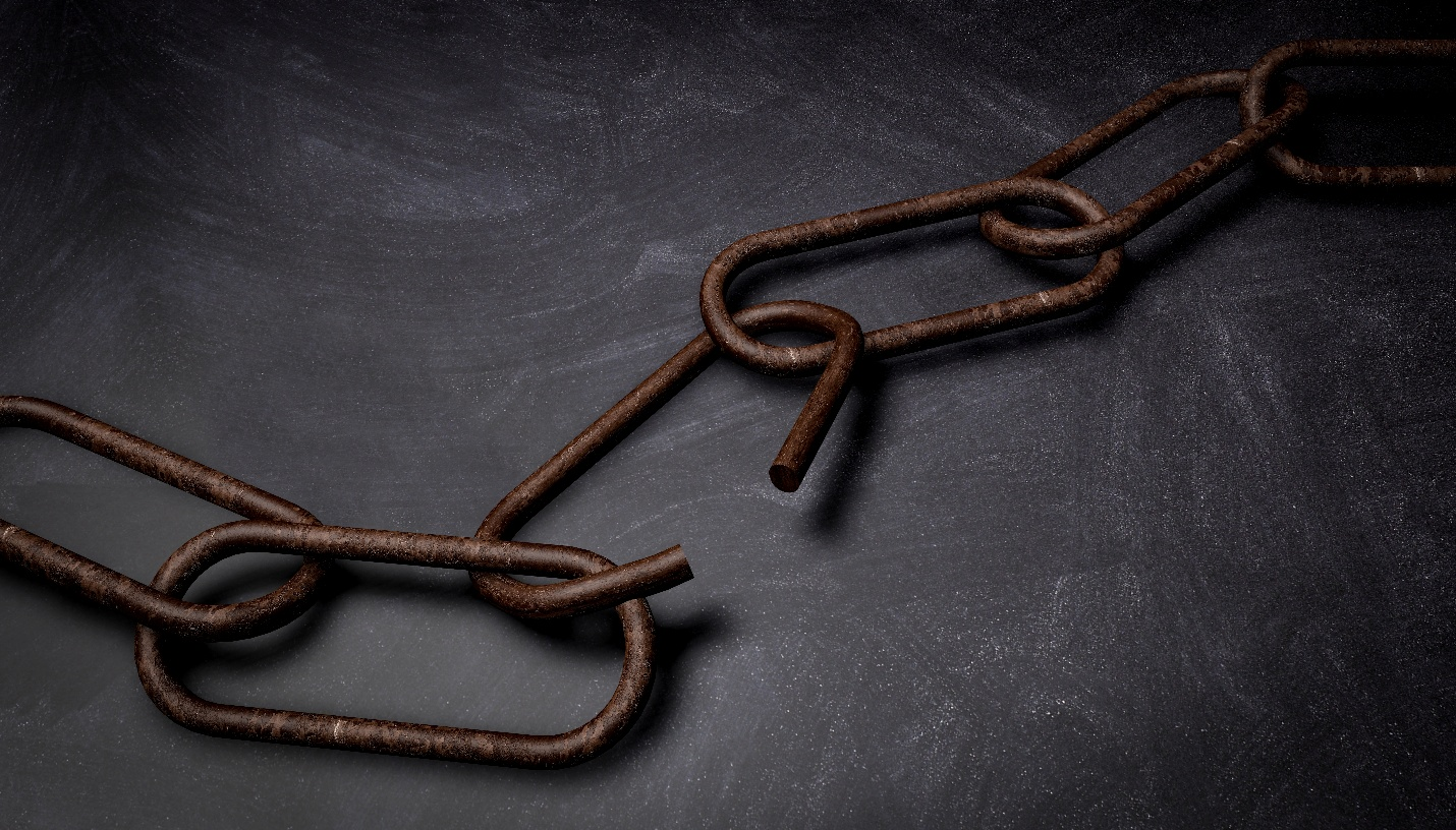 100 Money Mistakes That Hold You Back and How to Break Free